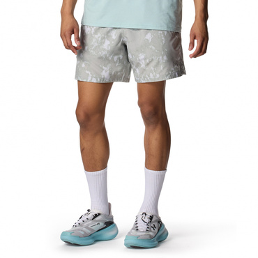 UAウーブン マルチ ポケット プリント ショーツ