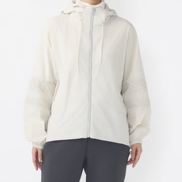 ナイロンフードジャケット