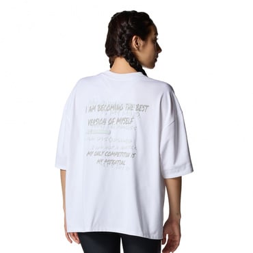 UAモチベート ボックス グラフィック Tシャツ