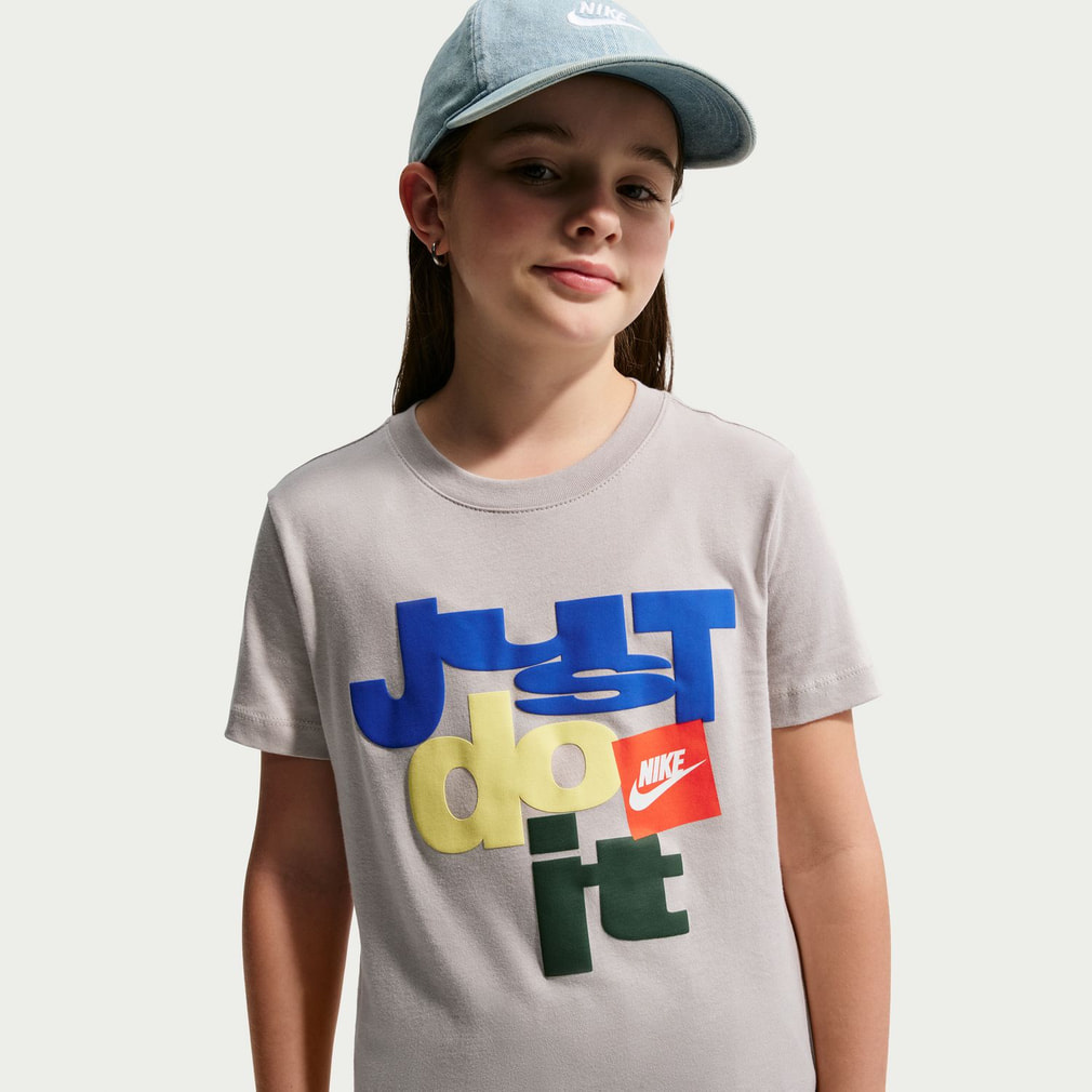 ナイキ ジュニア キッズ 子供 半袖 シャツ YTH NSW クラブ FAM S/S T