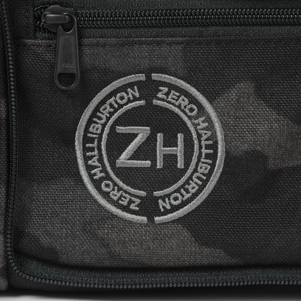 zsrtバッジ　限定絶版品 自衛隊 グッズ 陸上自衛隊 第13旅団 即応近代化旅団 缶バッジ 缶バッチ