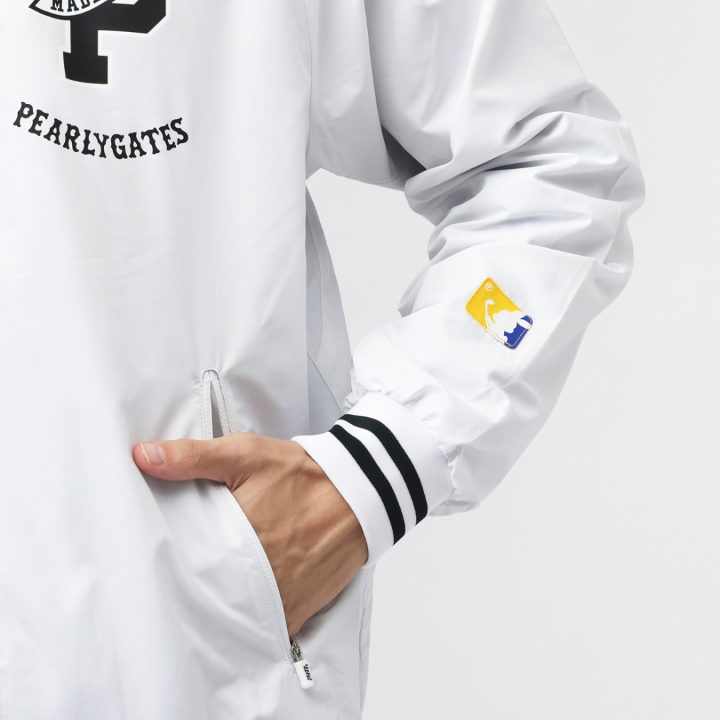 ⭐美品⭐PEARLYGATES⭐フード付きジャケット⭐白⭐M⭐ パーリーゲイツ ゴルフウェア 長袖ウインドブレーカー 秋 冬 タ