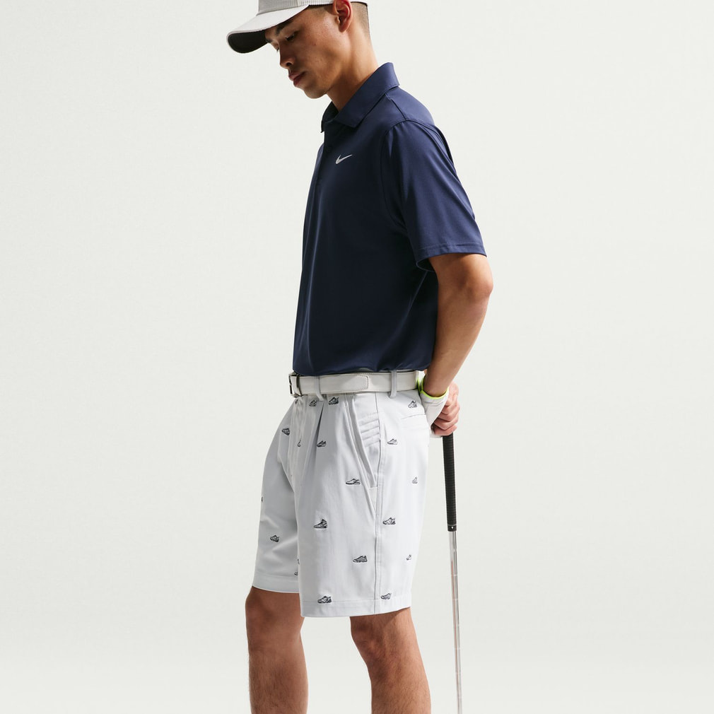 NIKE GOLF ショートパンツ ネイビー　33 新品未使用 NIKE GOLF ショートパンツ ネイビー 33 新品未使用 ゴルフウェア