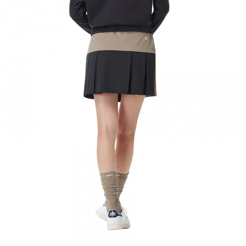 新品タグ付きTaylorMade ゴルフ プリーツスカート 黒 テーラーメイドゴルフ(TaylorMade Golf) スカート | レディースゴルフ