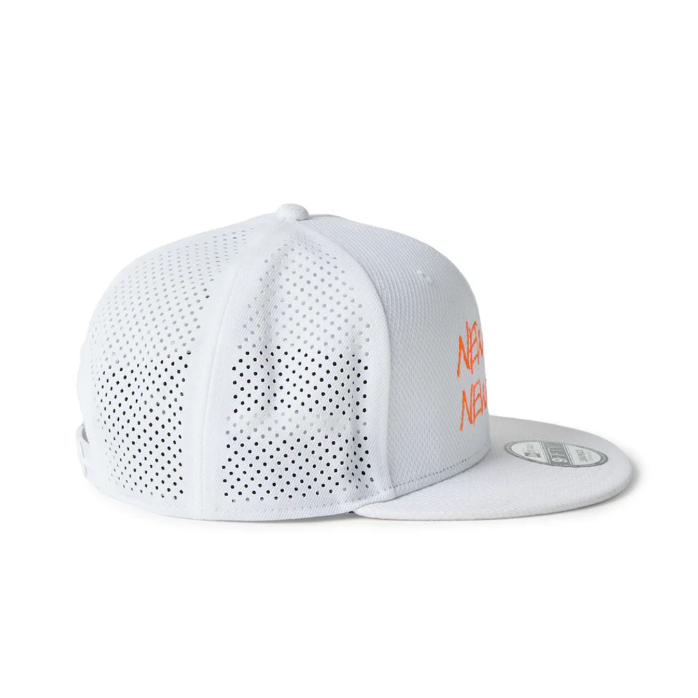 NEW ERA ニューエラゴルフ　スニード　中綿入り　ホワイト Mサイズ 9FIFTY Original Fit Laser Perforated ボックスロゴ ホワイト