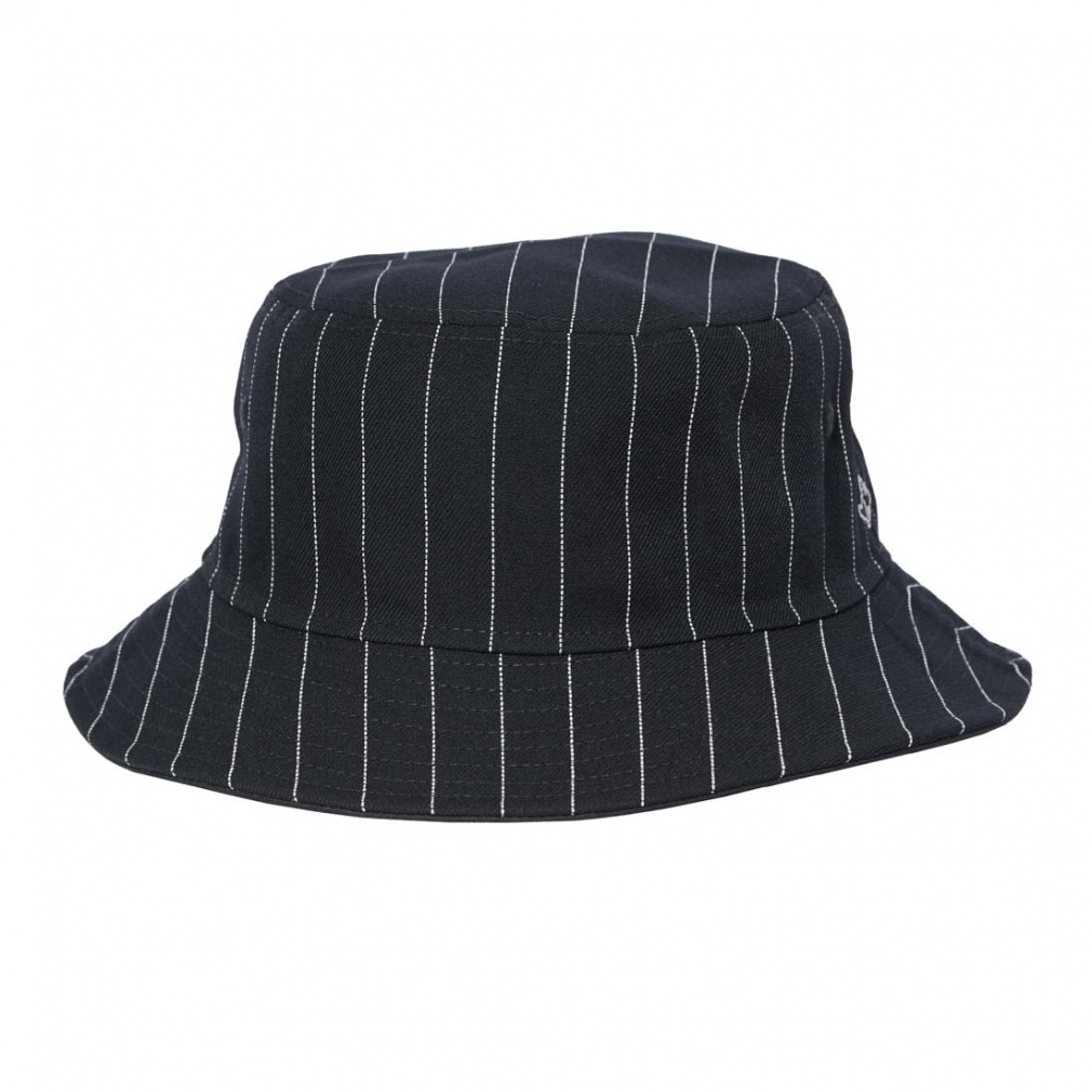 新品 パーリーゲイツ PGG 調整リール付きハット 黒 男女兼用モデル パーリーゲイツ ゴルフウェア ハット 秋 冬 NEW ERAコラボピン