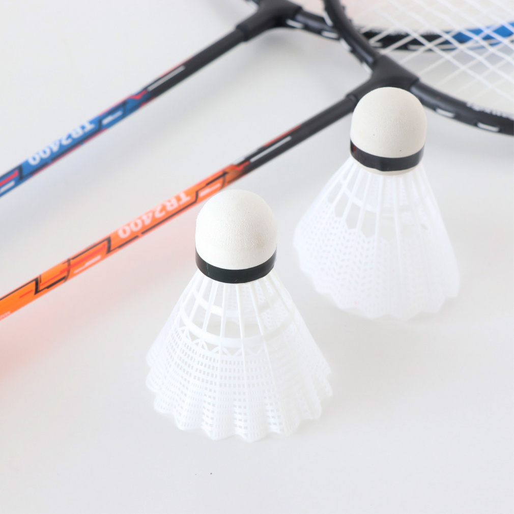 ティゴラ 2本組ラケットセット レジャー用 シャトル2球入り 振り抜き