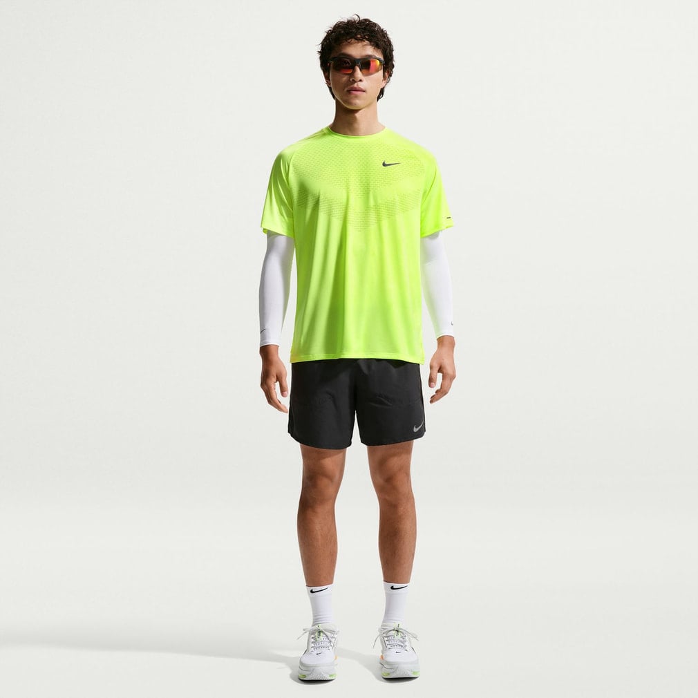 ナイキ メンズ 陸上/ランニングウェア 半袖Tシャツ ストライド Dri-FIT