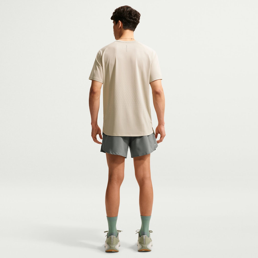 ナイキ メンズ 陸上/ランニング ウェア 半袖Tシャツ ストライド Aero