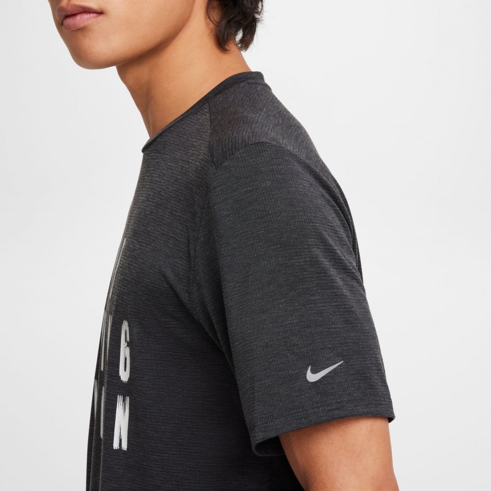 ナイキ メンズ 陸上/ランニング 半袖Tシャツ Dri-FIT RISE 365