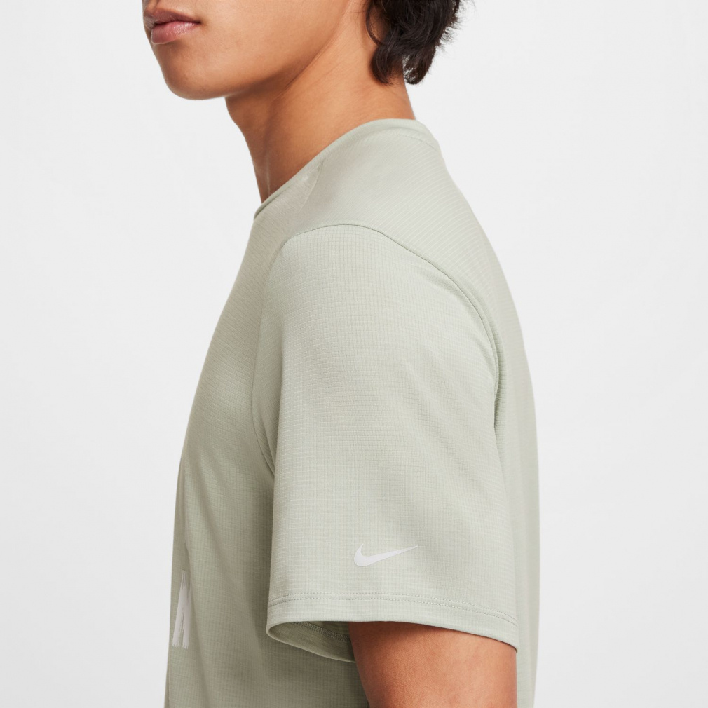 ナイキ メンズ 陸上/ランニング 半袖Tシャツ Dri-FIT RISE 365