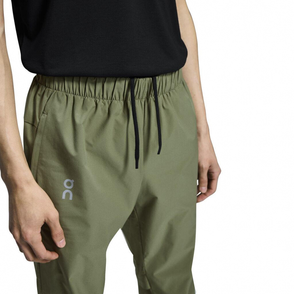 【極美品】on ランニングパンツ M olive色 オン メンズ 陸上/ランニング クォーター/ロングパンツ Core Pants