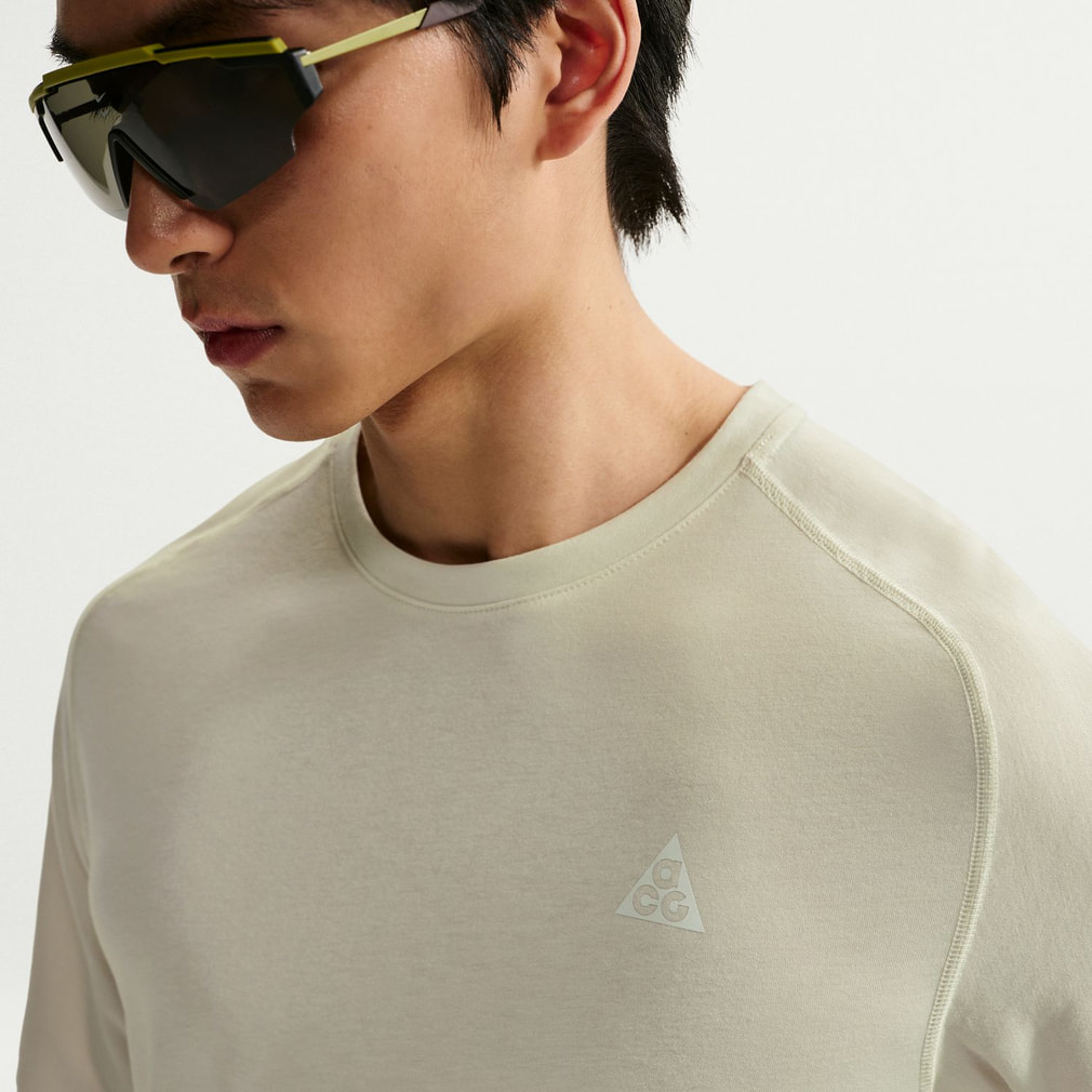 ナイキ メンズ 陸上/ランニングウェア 半袖Tシャツ ACG Solar Chase