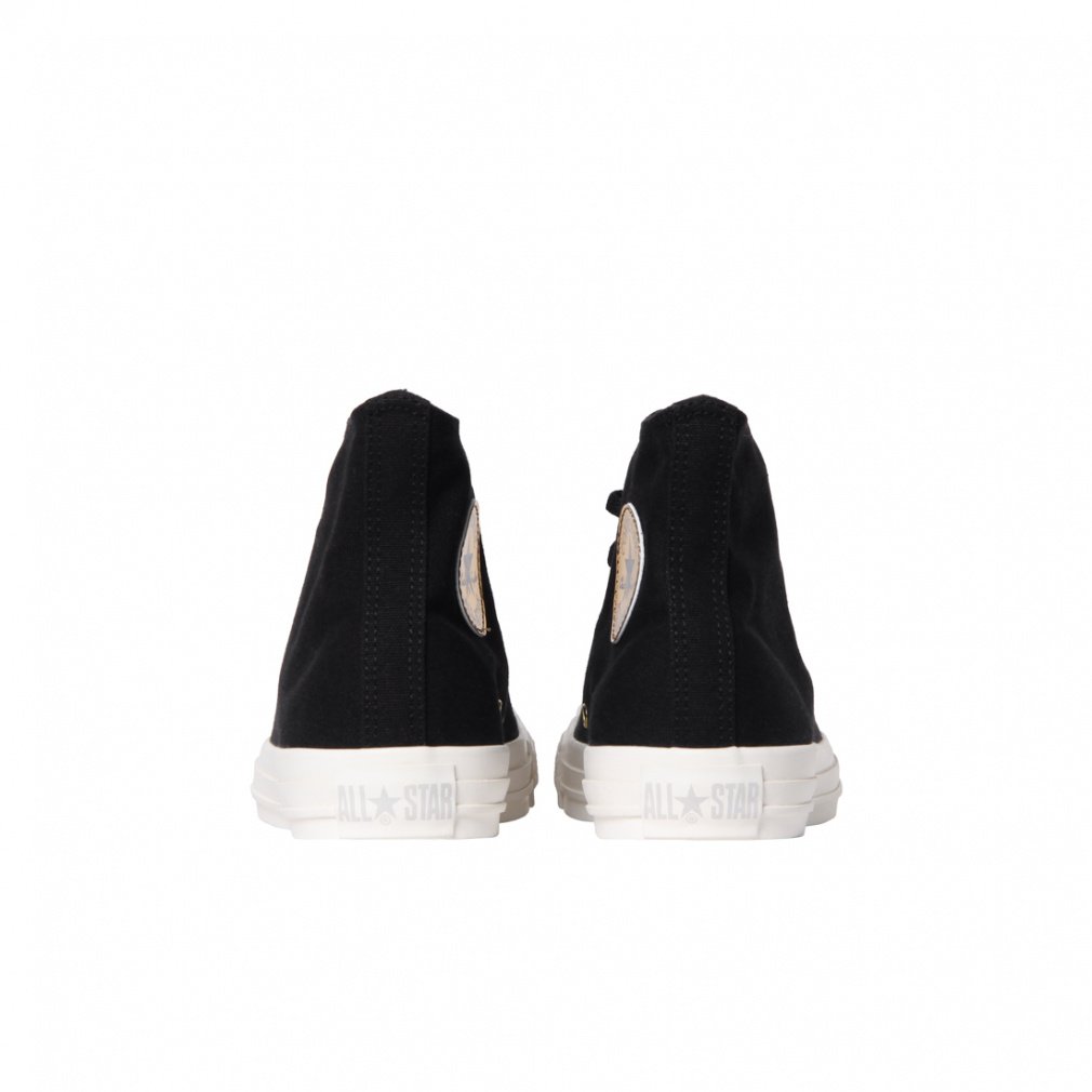 アルネバッセ One-of-One adidas ZX 8000 'Porcelain' Expected to Fetch $1