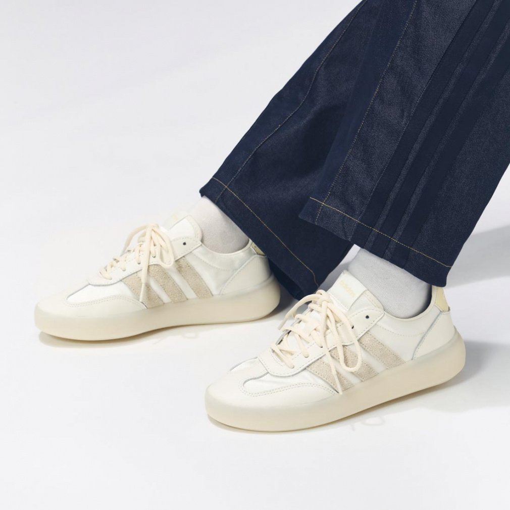 着払い巴 アディダス BARREDA DECODE W JR1221 レディース スニーカー アルペン