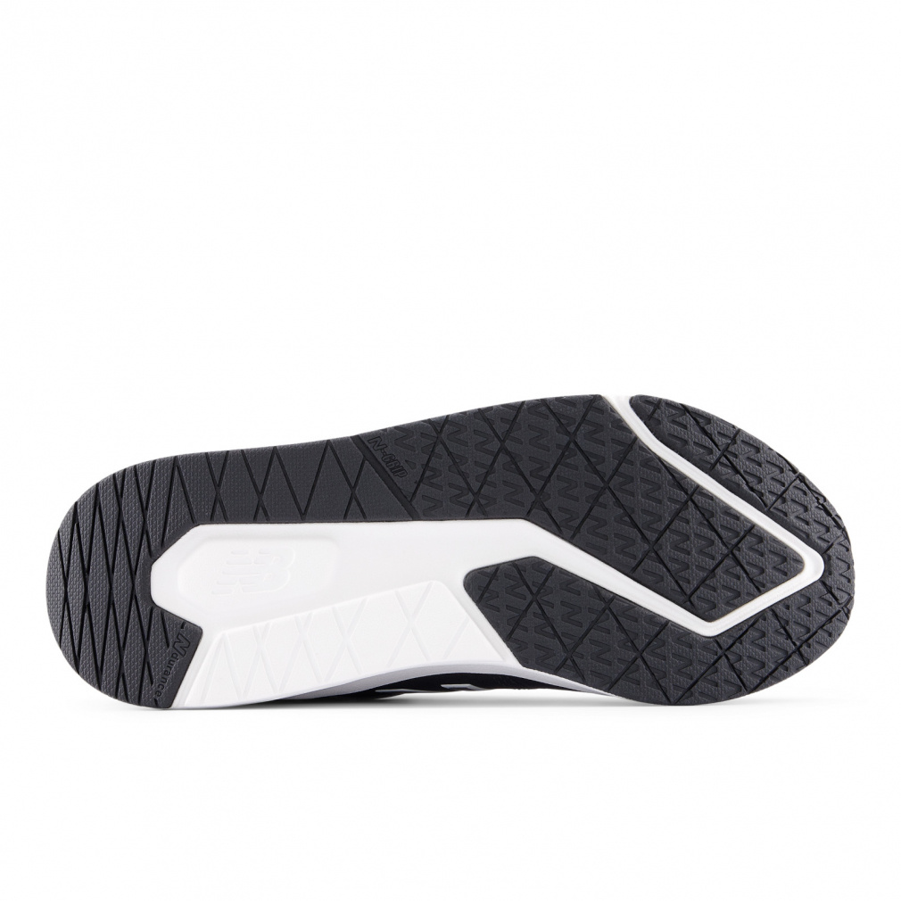 ニューバランス DynaSoft 900 v2 UA900 DB2 2E スニーカー ： ブラック