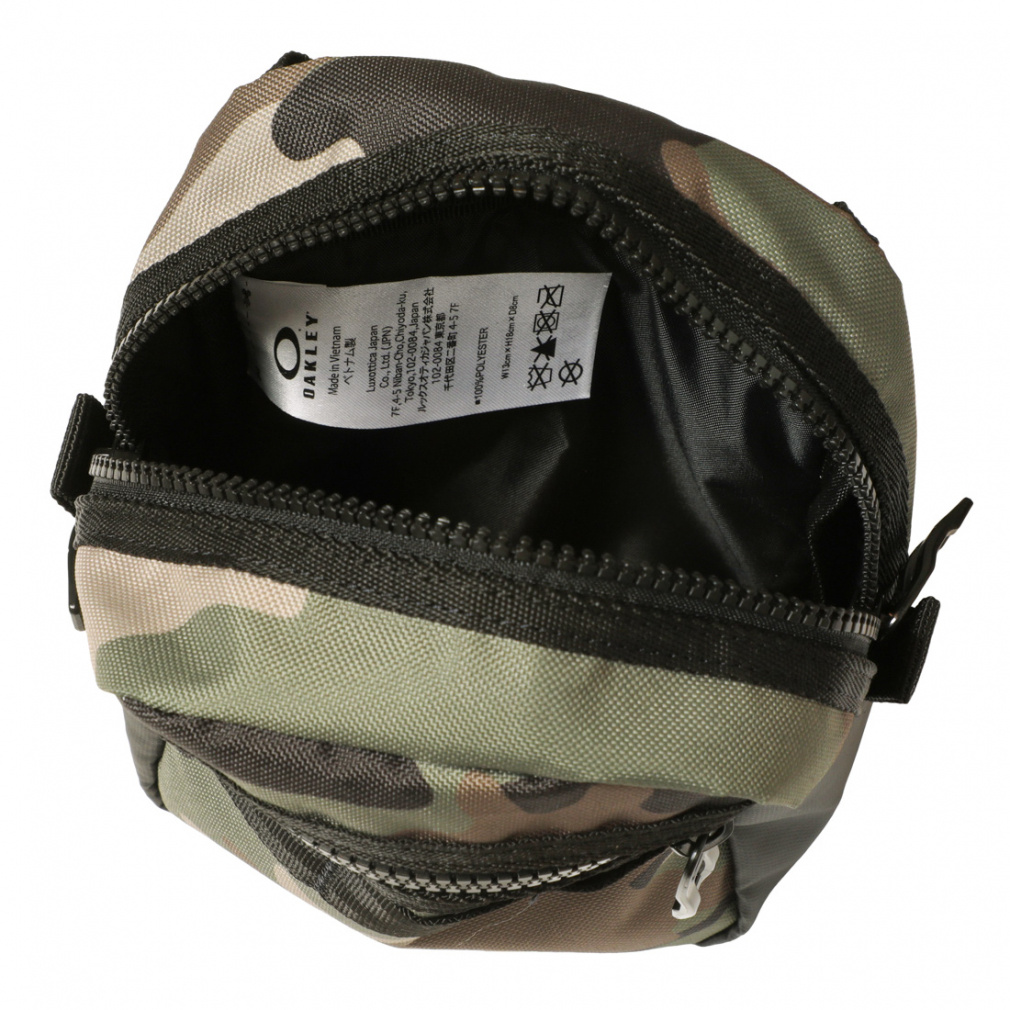 良品 OAKLEY オークリー レーシングジャケット カーボン調 ケース付き 袋 オークリー ENHANCE LT POUCH 9.0 FOS901998 982 ショルダーバッグ 1.5