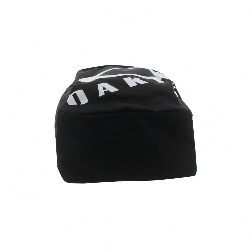 最終値下！新品★Oakley バックパック ブラック 20L★オークリーリュック オークリー ESSENTIAL BACKPACK 20 YTR FOS902210 02E ジュニア キッズ