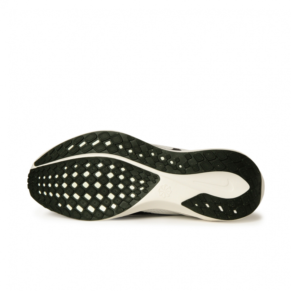 ナイキ PEGASUS EASYON エアズーム ペガサス イージーオン NIKE CASUAL