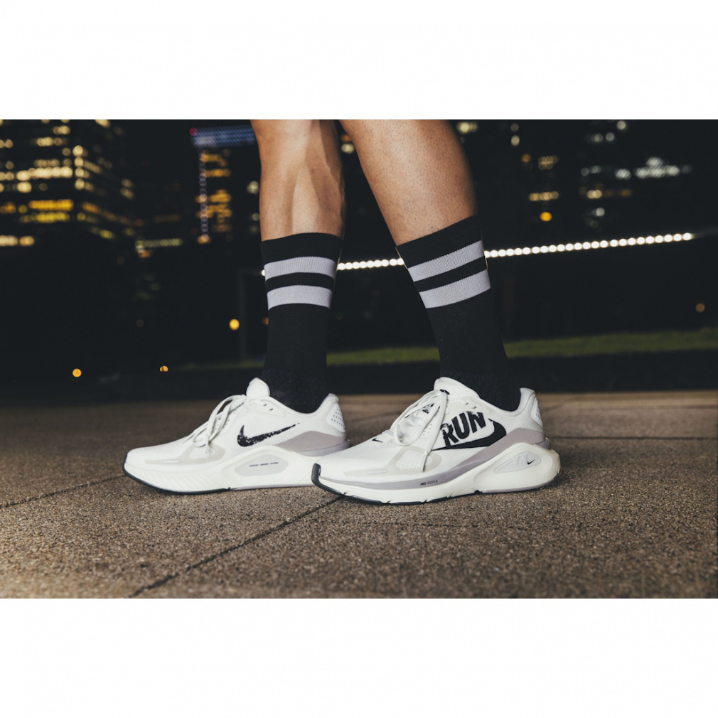 ナイキ STRUCTURE 26 ストラクチャー 26 NIKE CASUAL RUN CLUB PACK