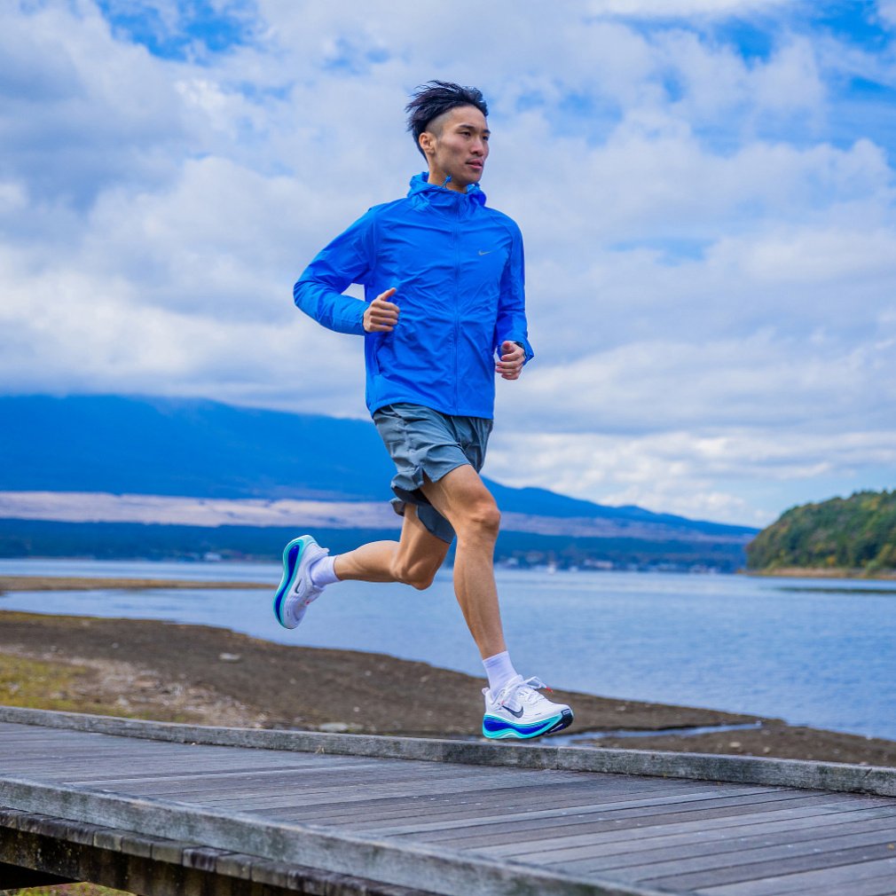 ボメロプラス　アルペン限定　サイズ27.5センチ さらに厚く柔らかく快適に。NIKE VOMERO PLUS（ナイキ ボメロ プラス