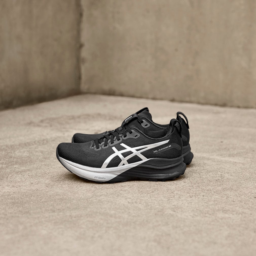 アシックス GEL-KAYANO 32 PLATINUM ゲルカヤノ32プラチナム 1011C215