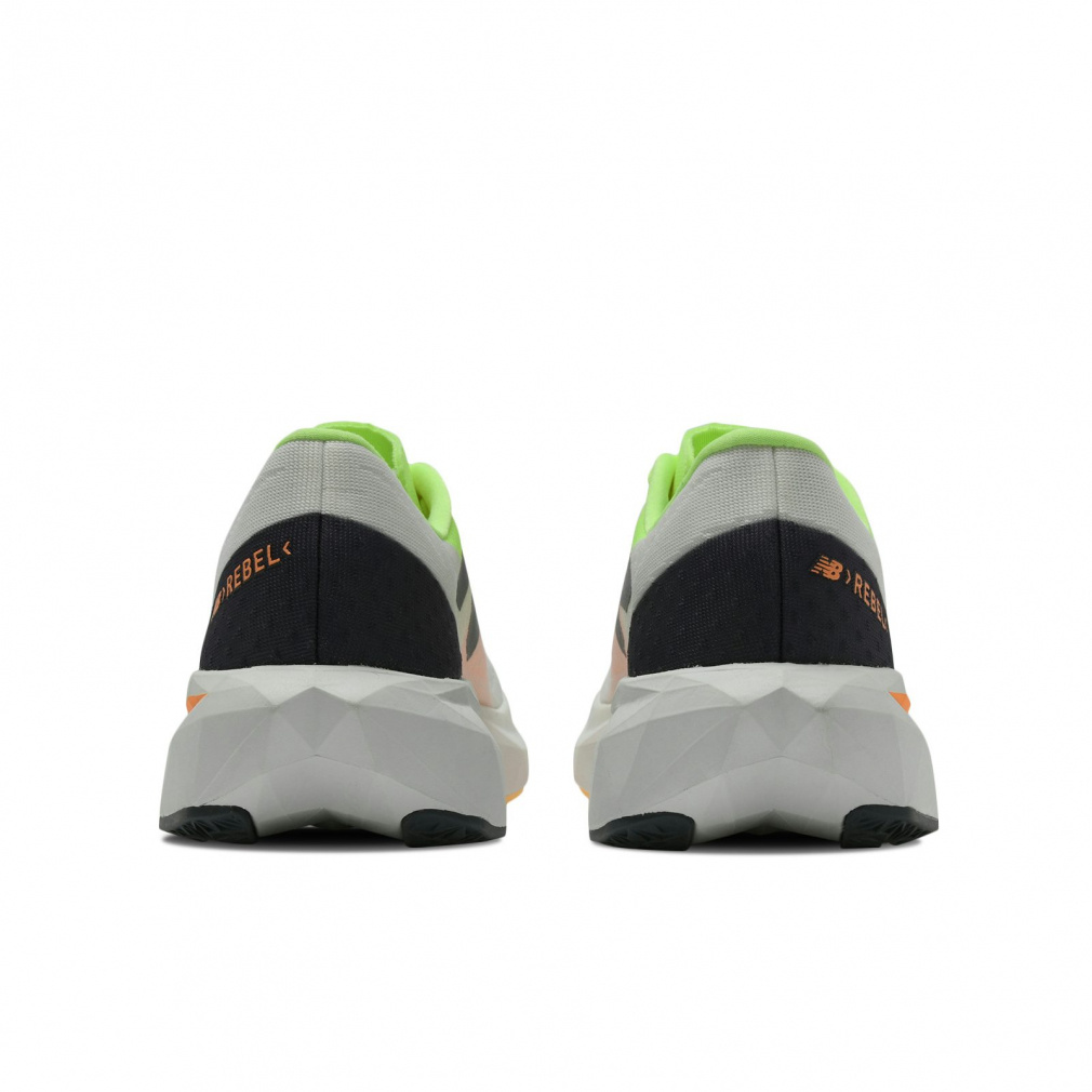 ニューバランス FuelCell Rebel v4 フューエルセル レベル v4 MFCXLL4