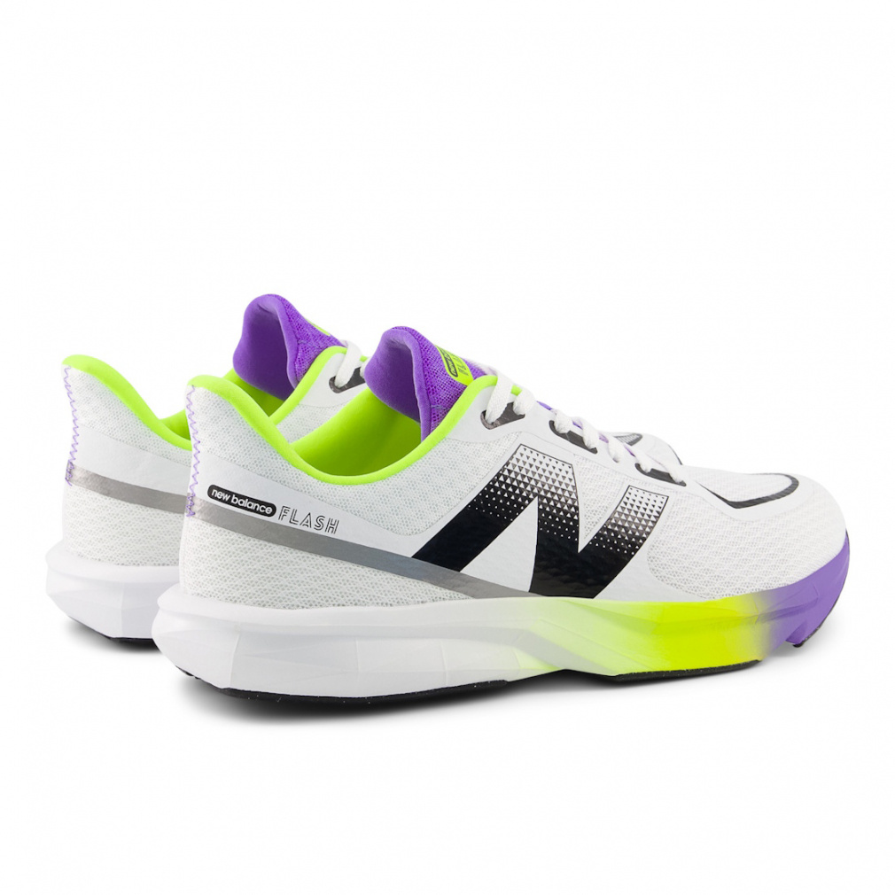 ニューバランス DynaSoft Flash v7 ダイナソフトフラッシュ v7