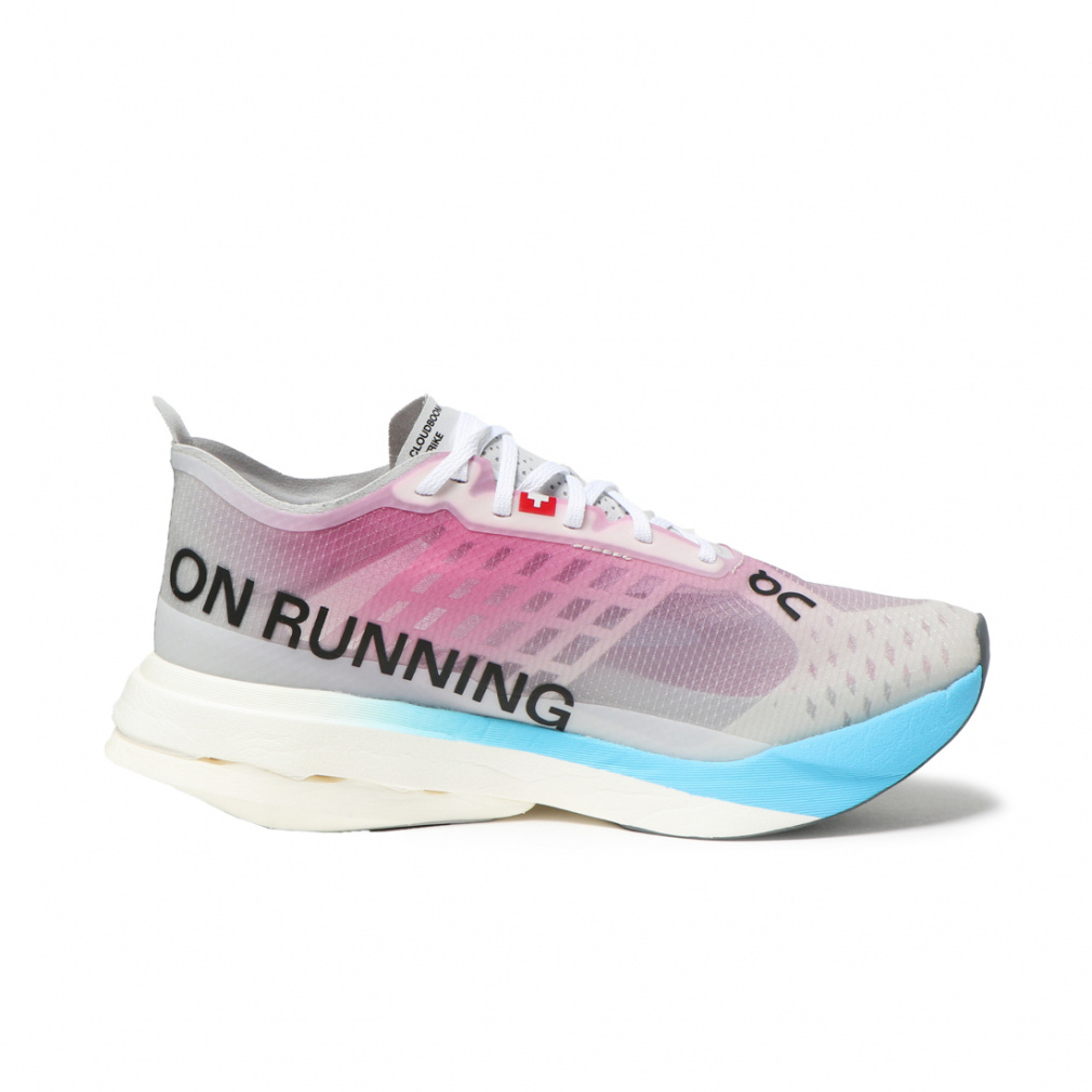 オン Cloudboom Strike クラウドブーム ストライク WE30473195