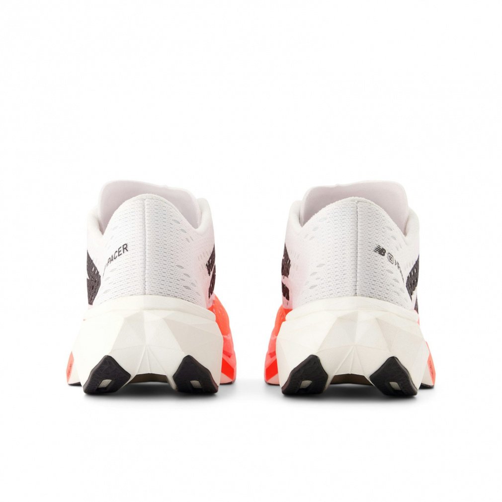 ニューバランス FuelCell SuperComp Pacer v2 フューエルセル ペーサー