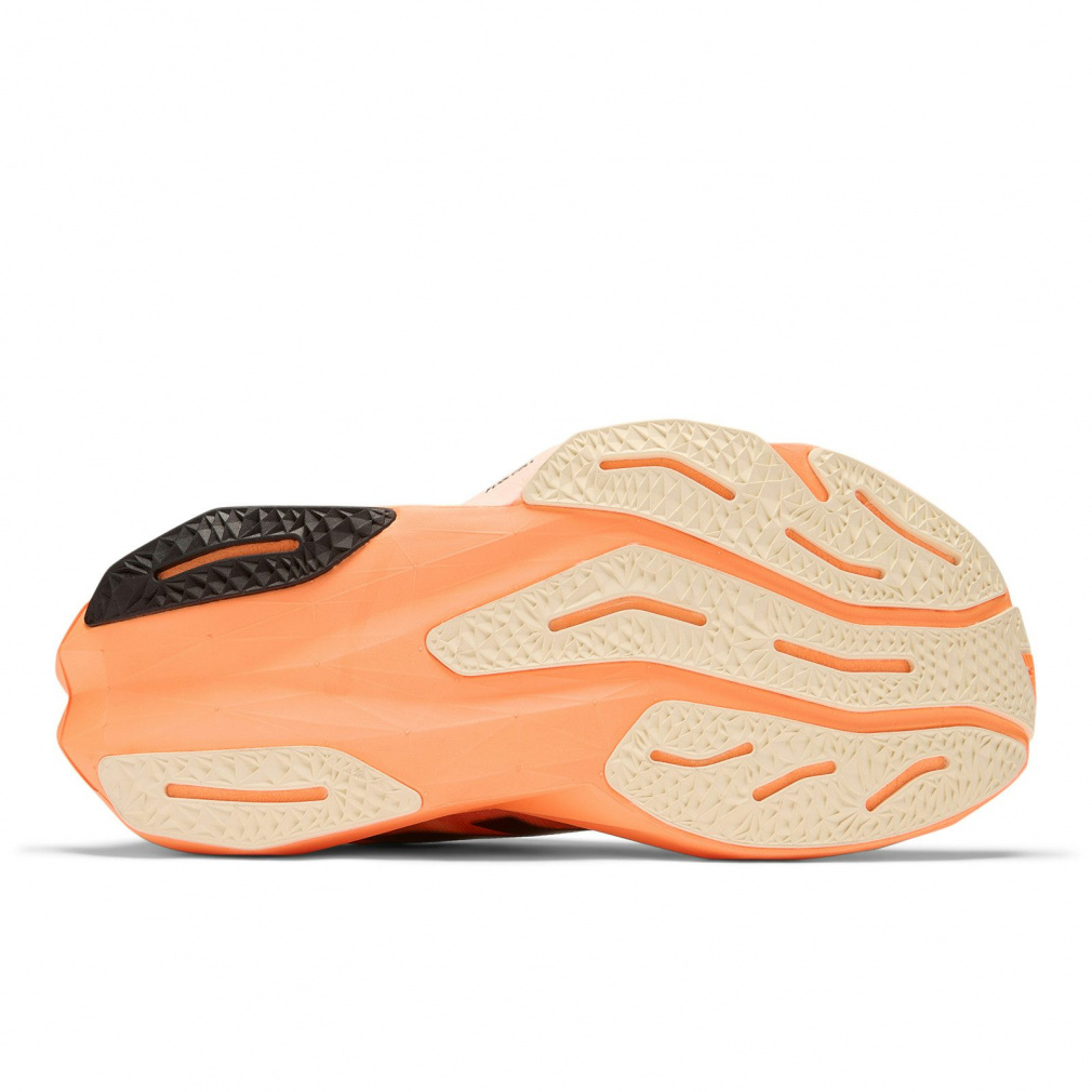 FuelCell Rebel v4 オレンジ 26cm New Balance FuelCell Rebel v4 Women's Shoes Mango/Angor