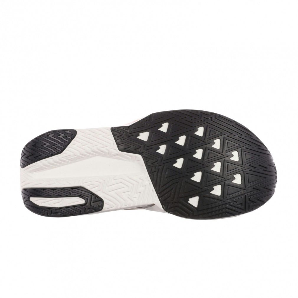 ニューバランス FuelCell Rebel v5 フューエルセル レベル v5 WFCXLJ5