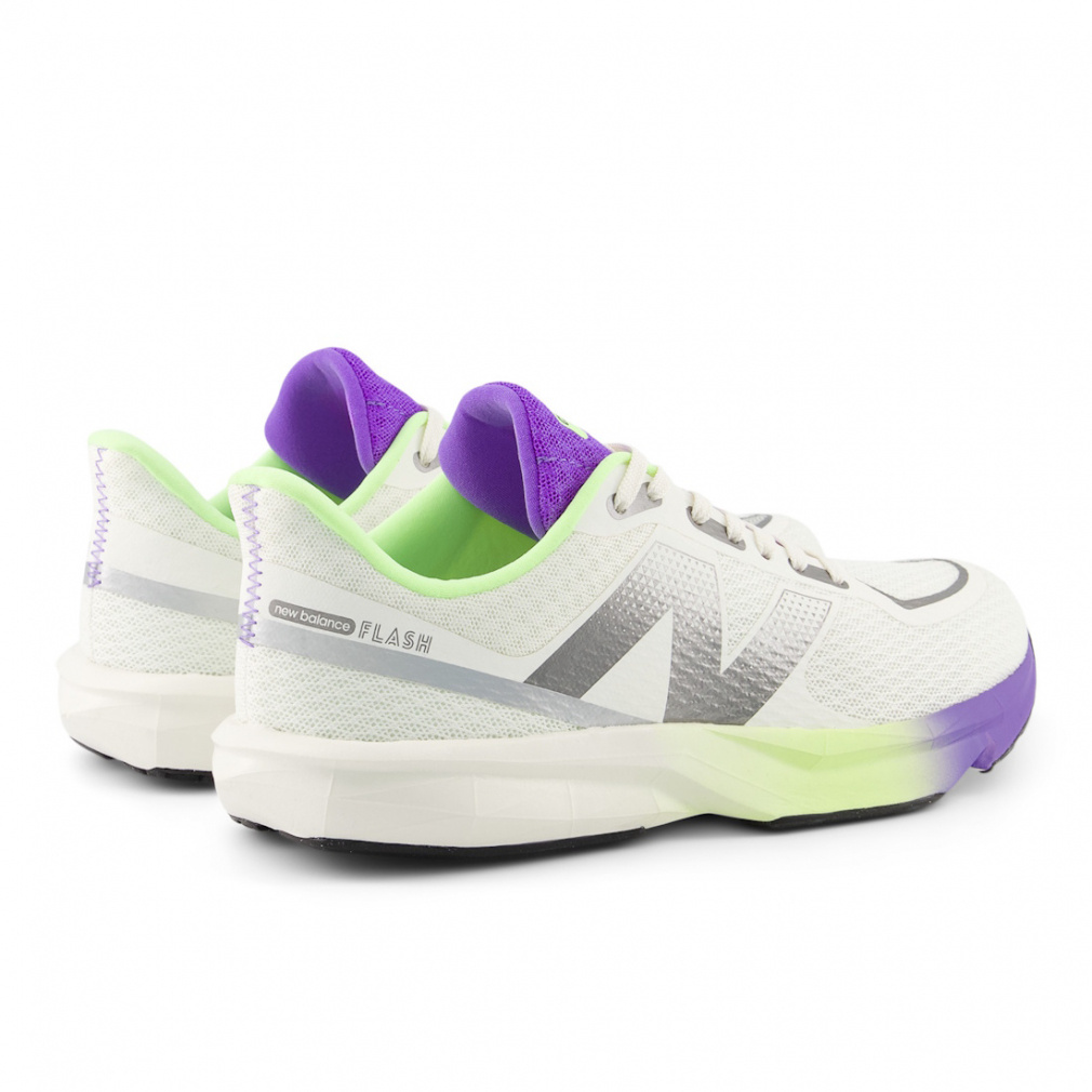 ニューバランス DynaSoft Flash v7 ダイナソフトフラッシュ v7