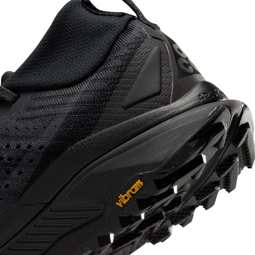 ナイキ ウィメンズ ACG Zegama ACG ゼガマ トレイル HV8115-002