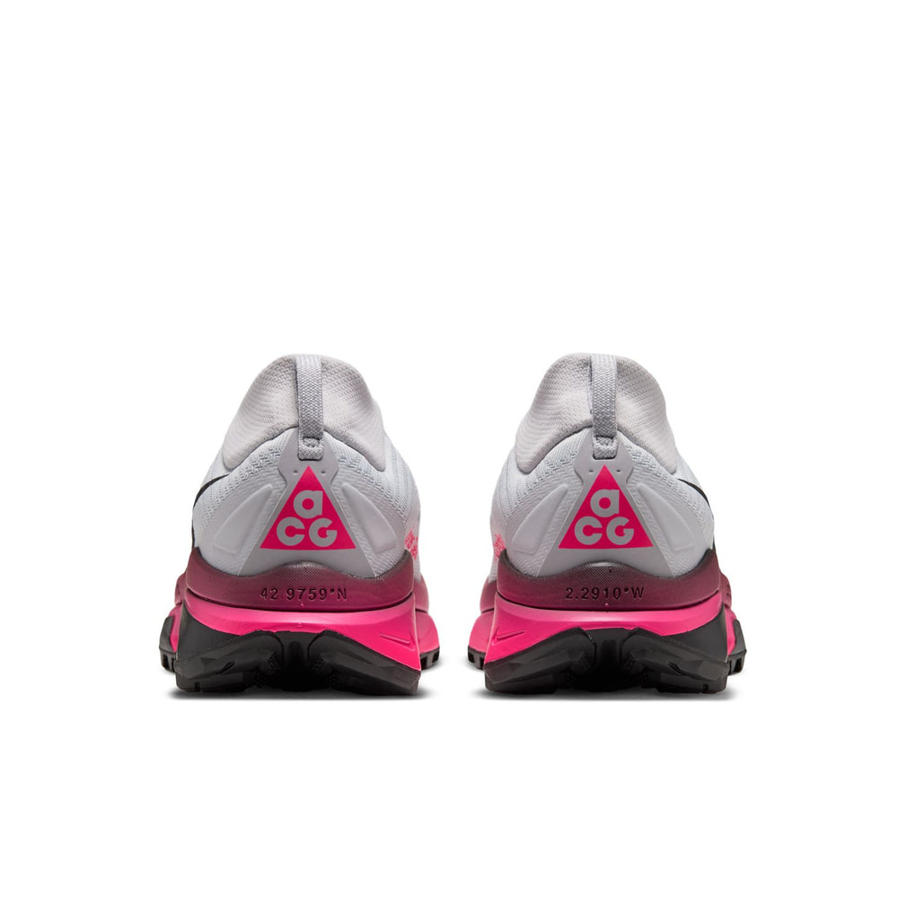ナイキ ウィメンズ ACG Zegama Trail ACG ゼガマ トレイル HV8115-009