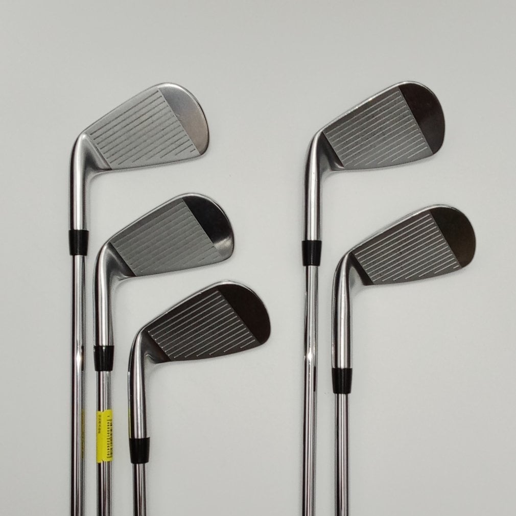 未使用：タイトリスト⭐T-1007番33°AMT TOUR WHITE S200 T100 S200 AMT TOUR WHITE｜Alpen Online 公式オンラインストア