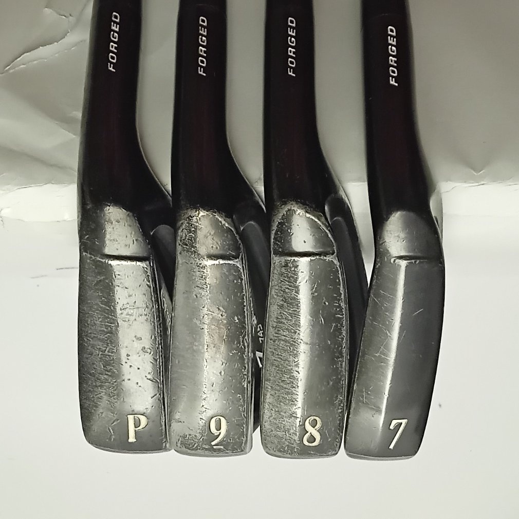SRIXON Z745 BK S200 Dynamic Gold D.S.T Design Tuning｜Alpen Online