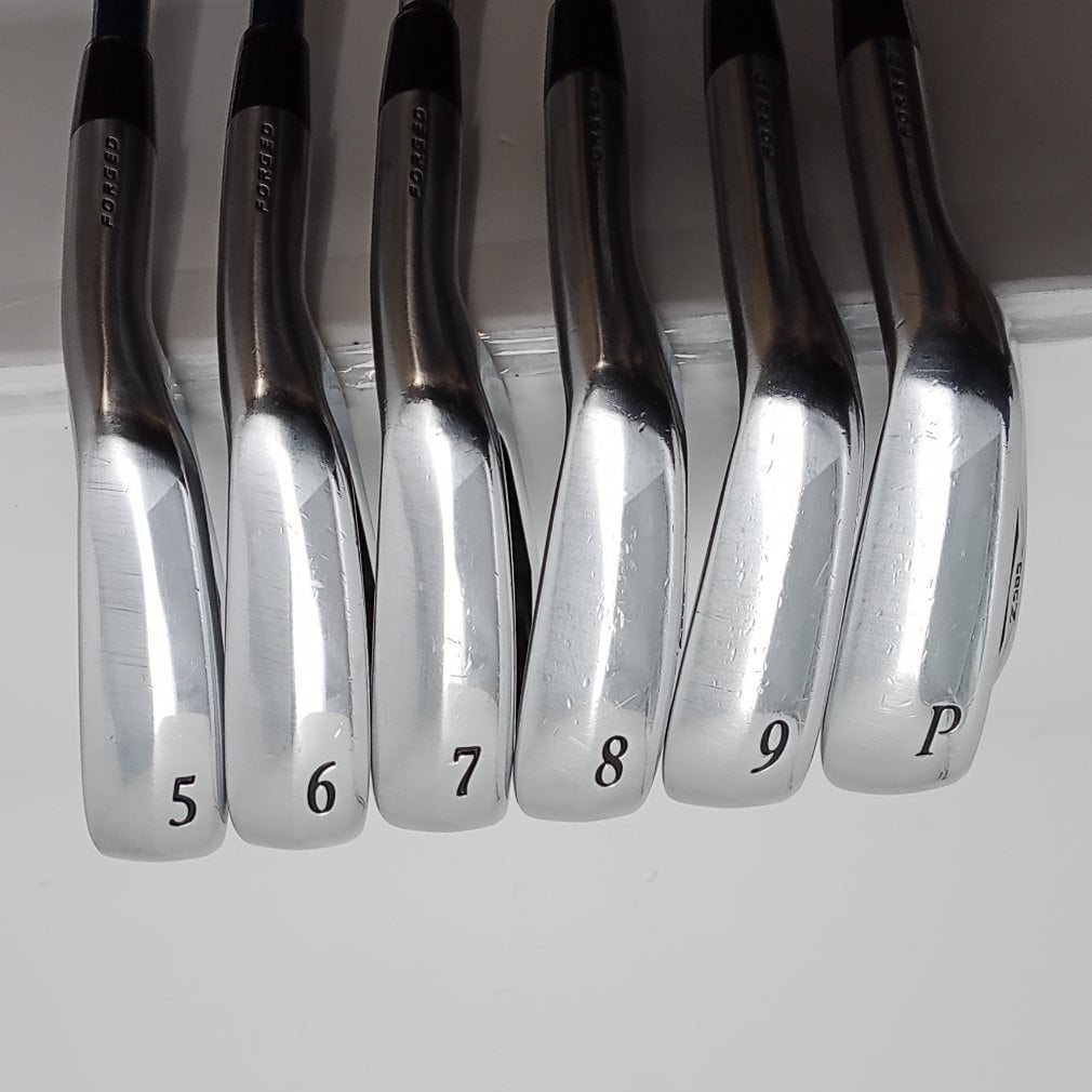 SRIXON Z585 S Miyazaki Mahana｜Alpen Online 公式オンラインストア