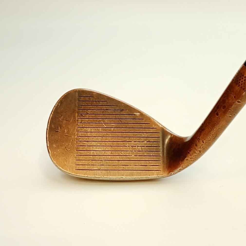 VOKEY FORGED PREMIUM FINISH BRUSHED COPPER WG 52M° 10° S200