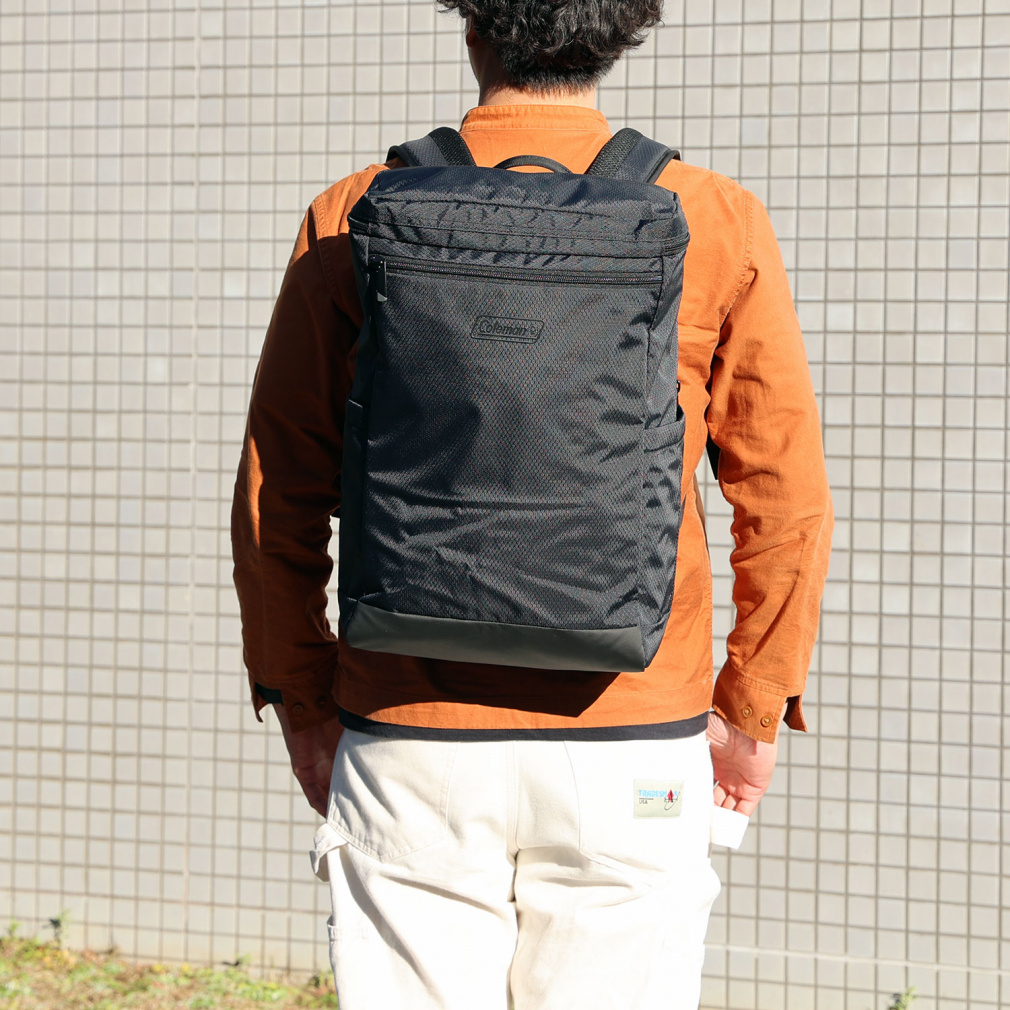 コールマン アウトビズタウンボックス 27L ブラック 2185767 バック