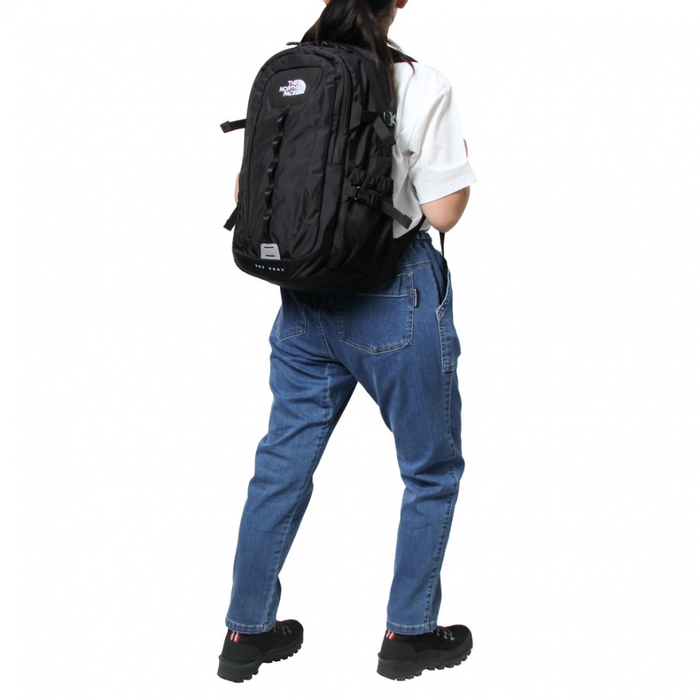 ザ ノースフェイス NM72302 27L ホットショット　ブラック未使用品 THE NORTH FACE（ザ ノースフェイス） ホットショット 27L ブラック