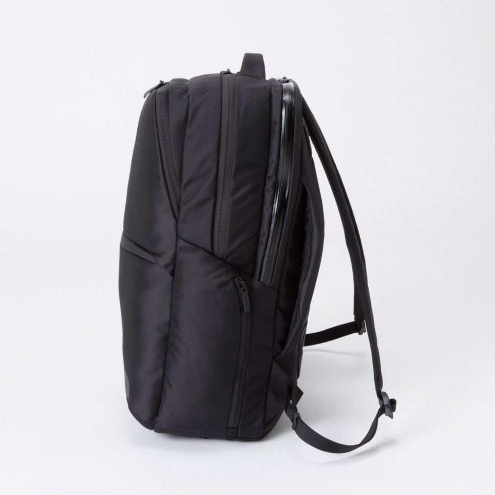 【極美品】[ザノースフェイス] Shuttle Daypack Amazon.com: THE NORTH FACE(ザノースフェイス) Daypack, Black