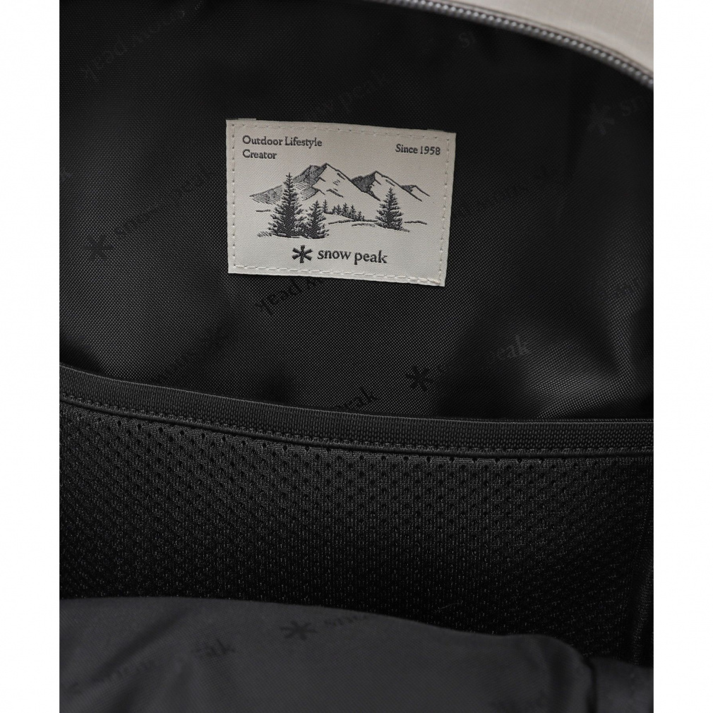 スノーピーク Dual Tech Small Backpack 9L DARK KHAKI S25FUFBG36