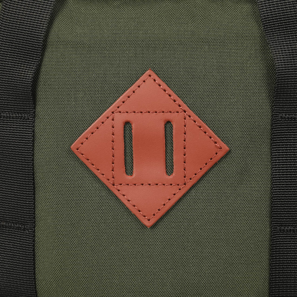 ケルティ HANDLE TABLELAND 20L Olive 3259263424 トレッキング バック