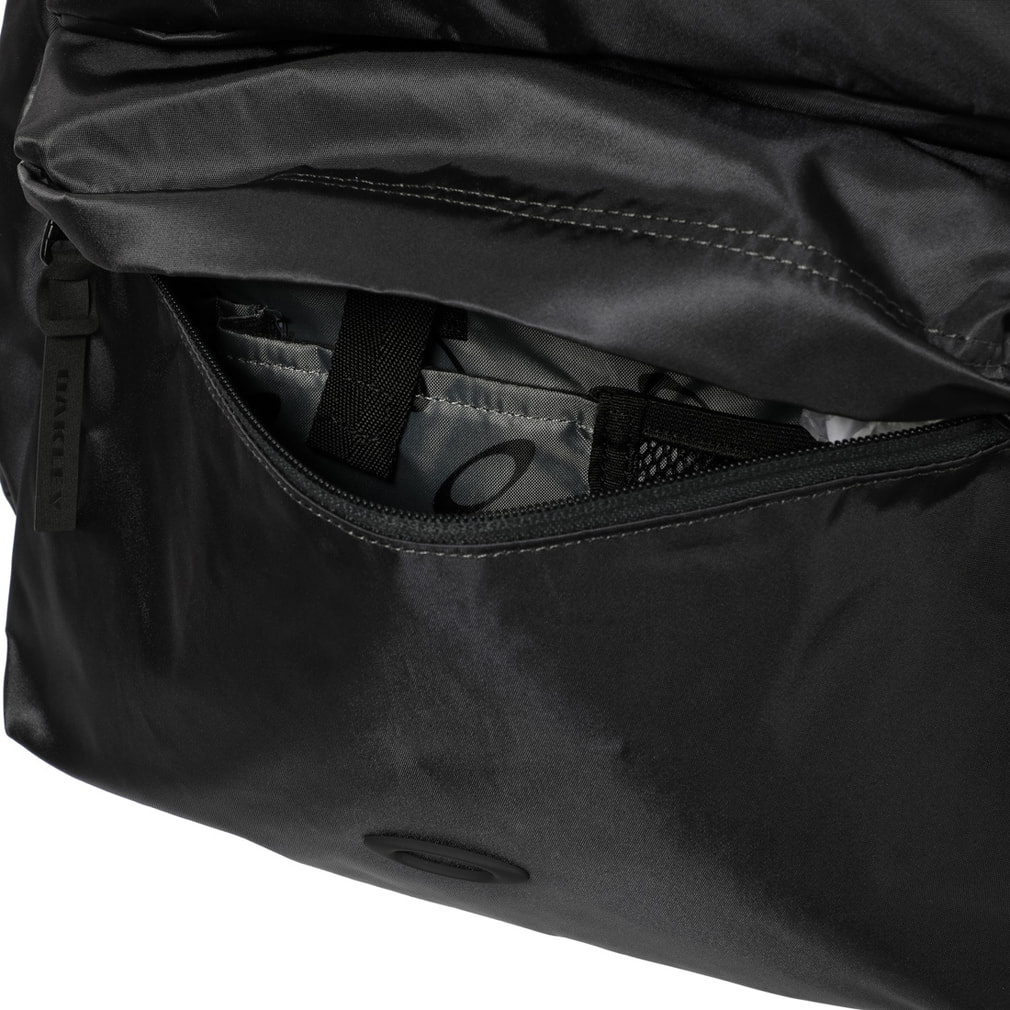 オークリー FGL BACKPACK L 10.0 25L ブラック FOS902373 01N