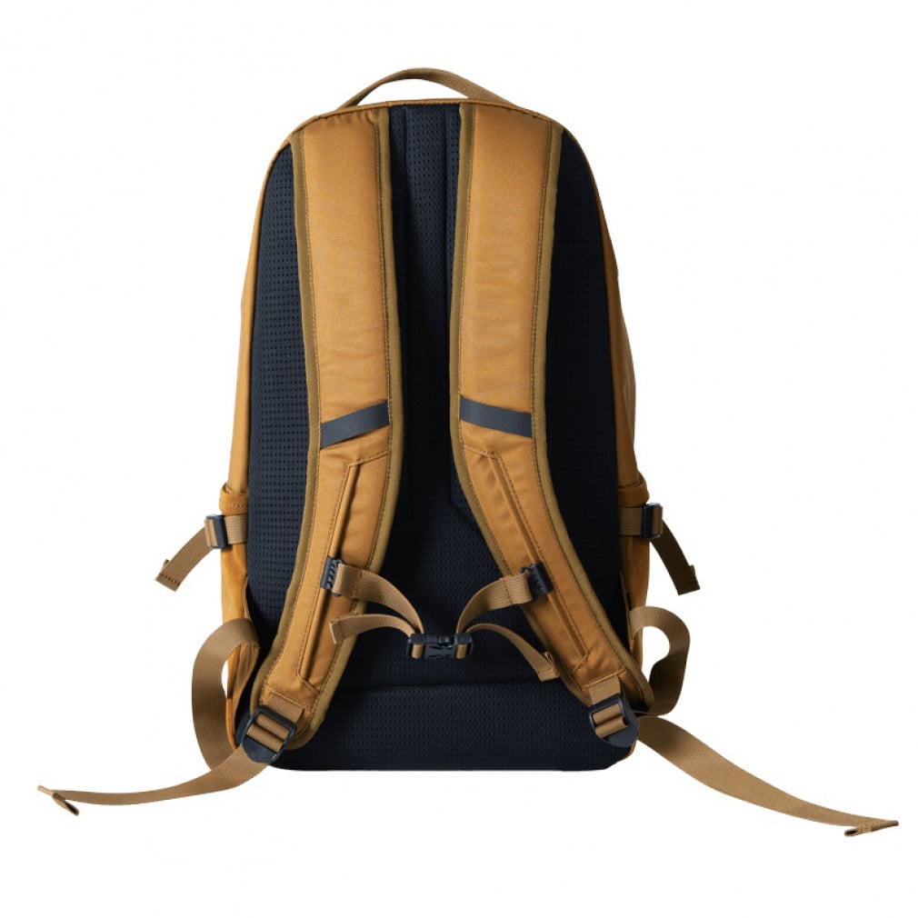 ディーオーディー デイパCD 22L CAMEL BA045 トレッキング バック 