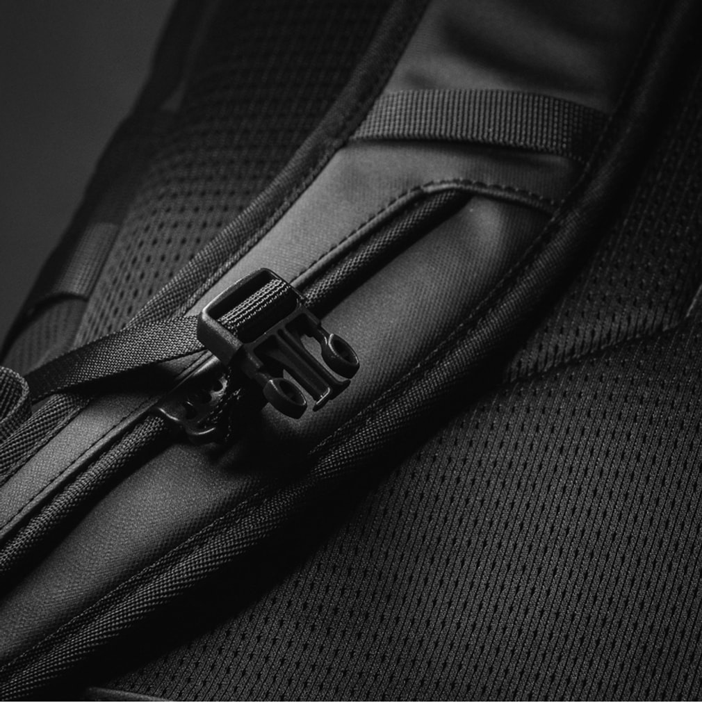 ディーオーディー ハコピタイト 35L ブラック BA138 BK トレッキング