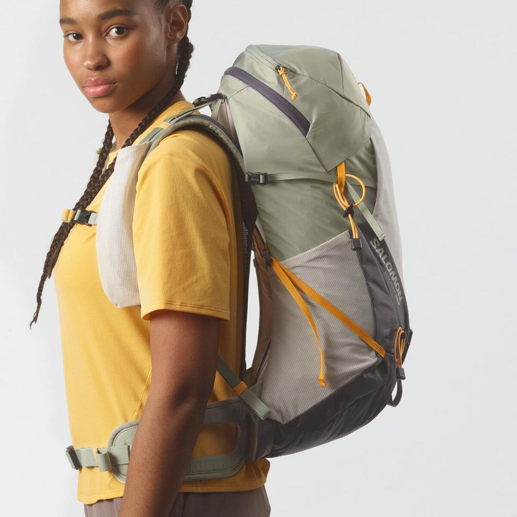 サロモン AEROTREK 28 WOMEN M/L 28L SEAGRASS/SV CLOUD/Nine Iron
