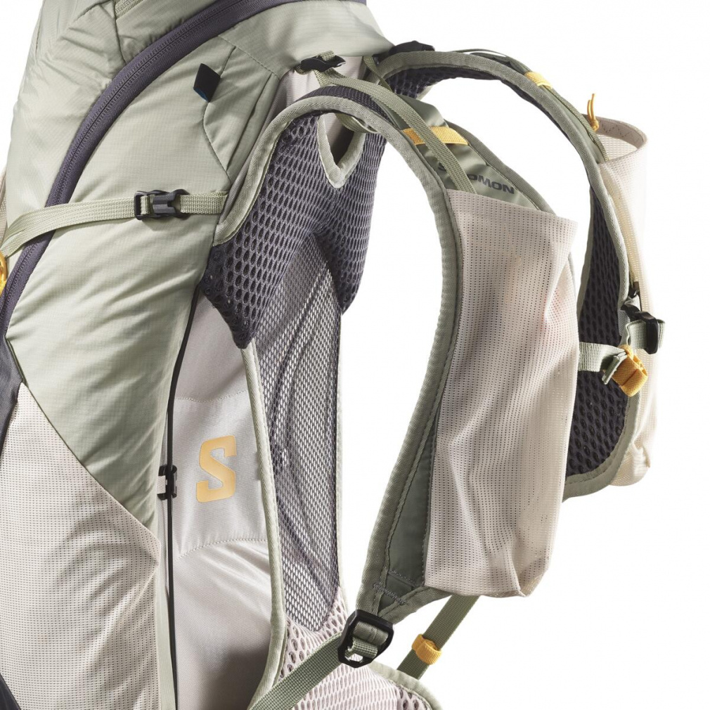 サロモン AEROTREK 18 WOMEN M/L 18L SEAGRASS/SV CLOUD/Nine Iron 