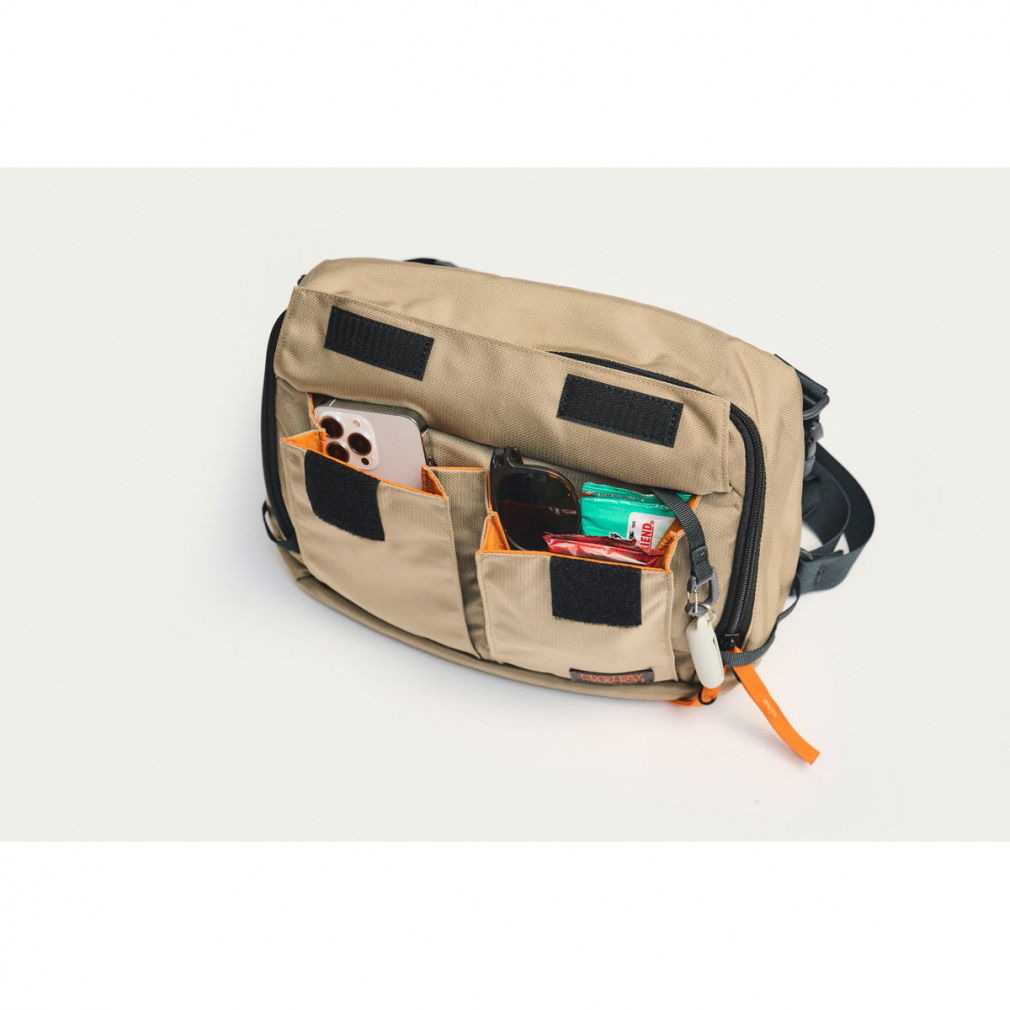 ミステリーランチ DISTRICT 8 8L Black 1506001000 トレッキング